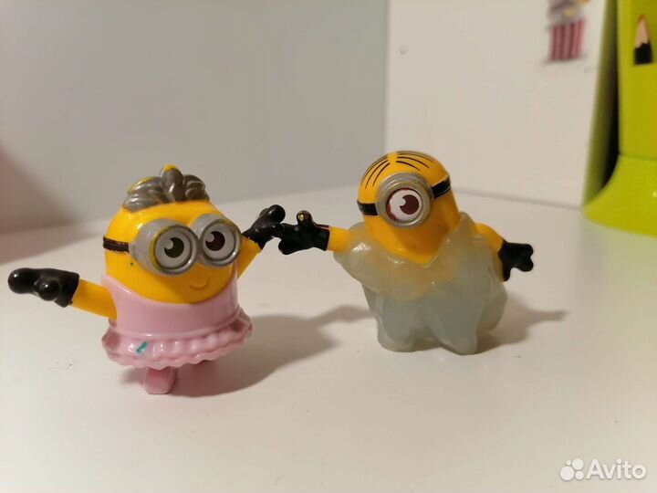 Развивающие игрушки для малышей пакетом