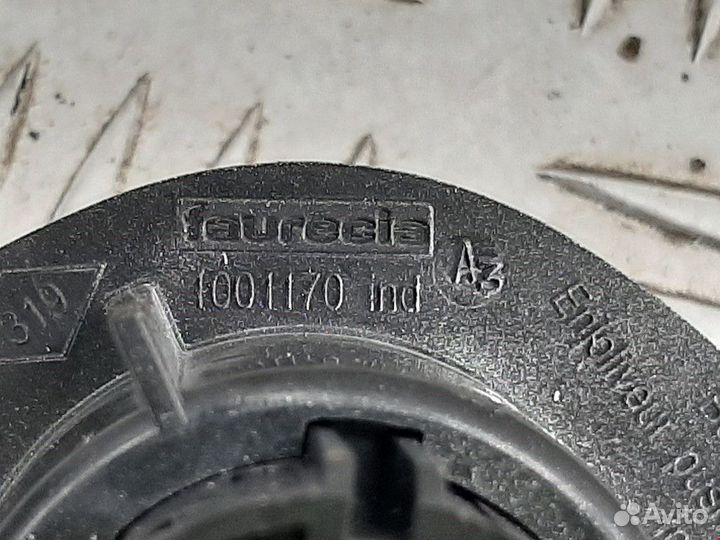 Кнопка запуска двигателя Renault Laguna 3 2008