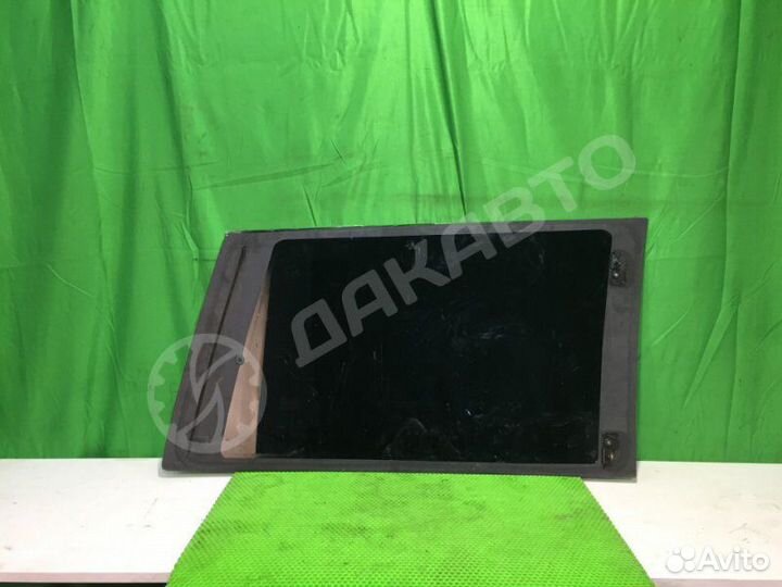 Стекло кузовное глухое левое Mercedes-Benz V W638