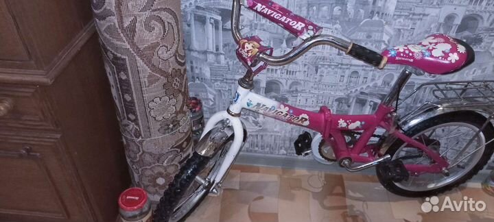 Детский велосипед и самокат