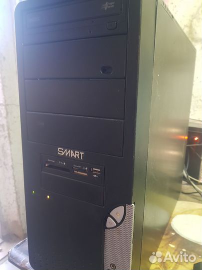 Компьютер с монитором