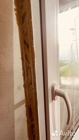 Дверь пластиковая