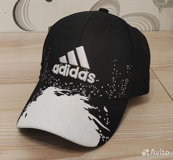 Бейсболка adidas черная