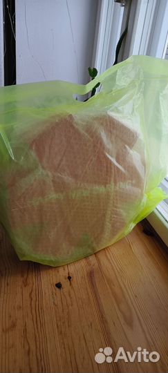 Goldapplebox darling