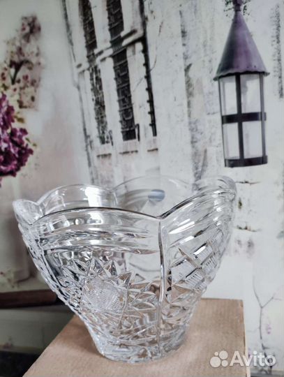 Хрустальная ваза для конфет