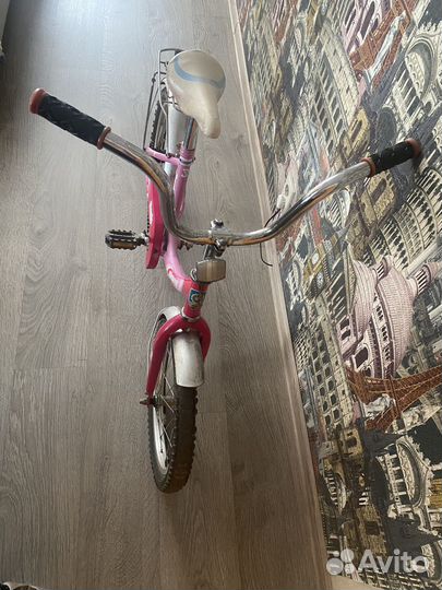 Велосипед для девочки 6-7 лет,колеса на 16