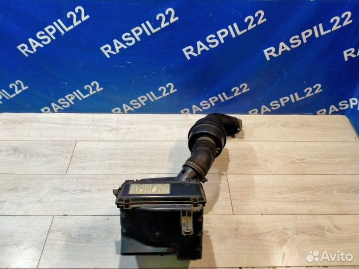 Корпус воздушного фильтра Toyota Mark Ii GX90 1GFE