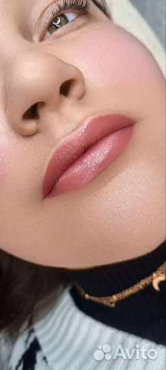 Перманентный макияж губ
