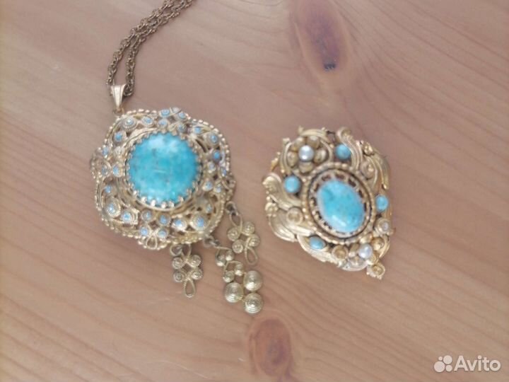 Броши и кулоны винтажные