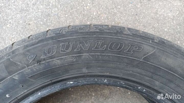 Dunlop SP 10 215/60 R17 96