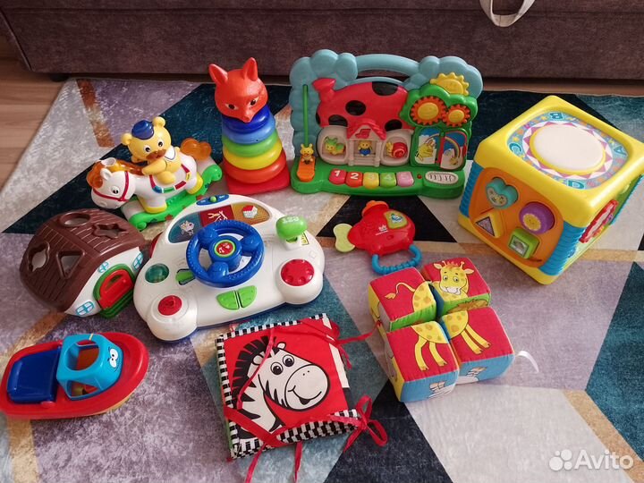 Развивающие игрушки пакетом
