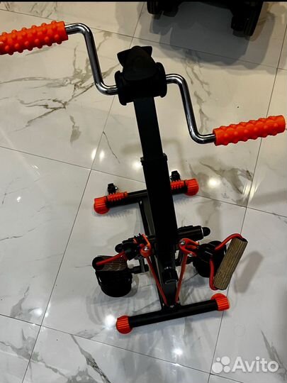 Многофункциональный силовой тренажер