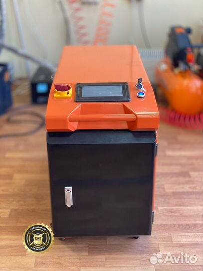 Лазерная очистка с двухосевым пистолетом 1500W