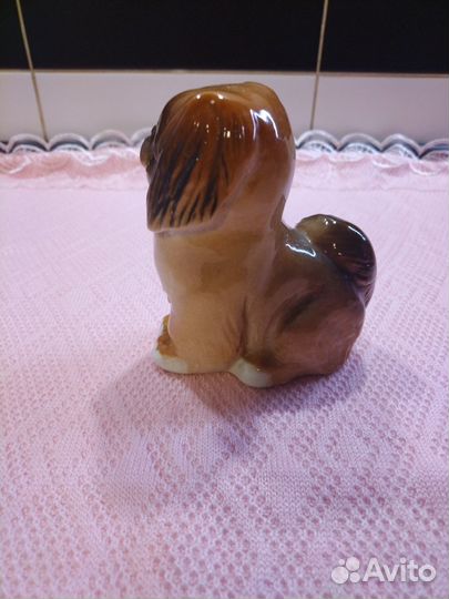 Статуэтка фарфор собака