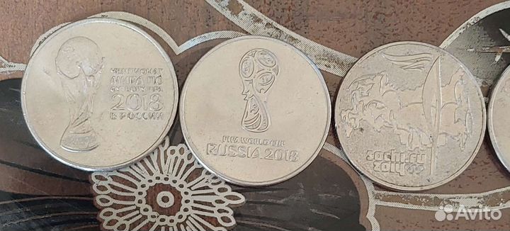 Продам юбилейные монеты