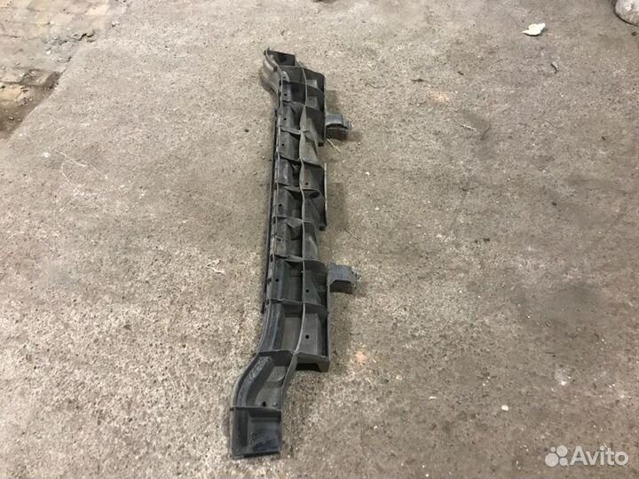 Усилитель бампера задний Citroen Xsara Picasso