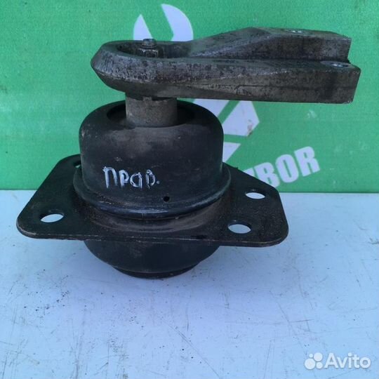 Опора двигателя правая Шевроле Лачетти