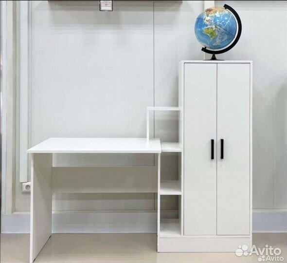 Детский письменный стол