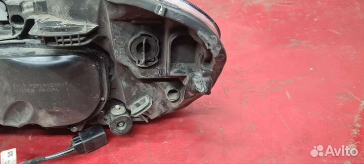 Фара передняя правая Volvo XC60 рестайлинг