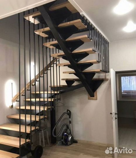 Лестница. Металлокаркас лестницы