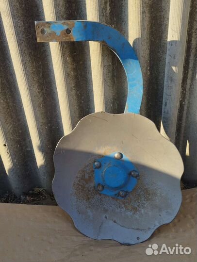 Запчасть на дискатор