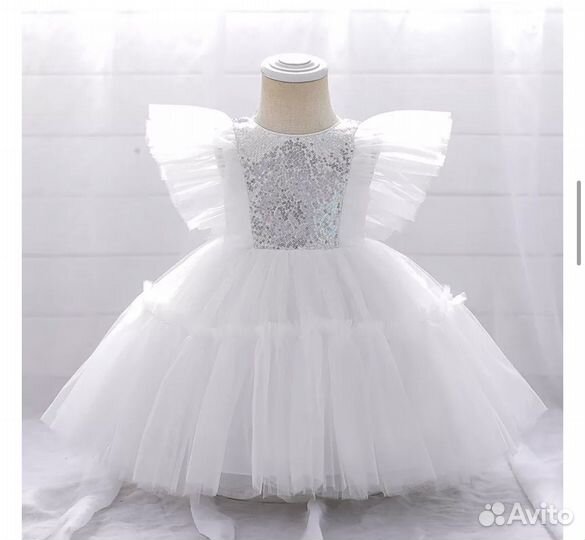 Новое нарядное платье для девочки. Белое