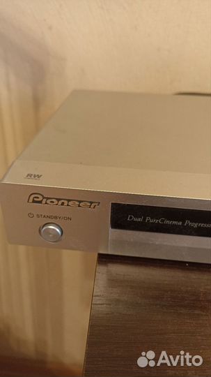 DVD плеер Pioneer DV-410V-S
