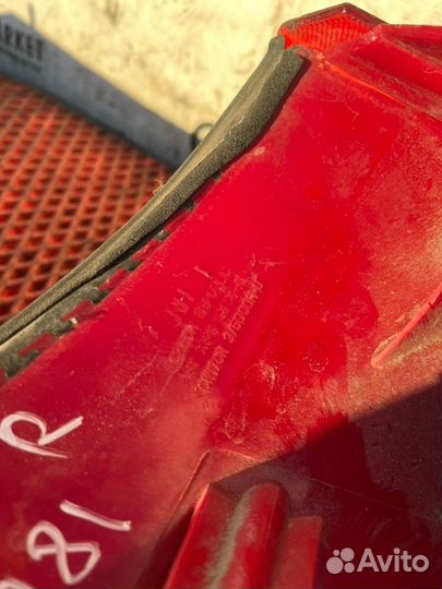 Фонарь задний правый Ford Focus 1 хетчбэк 1.8 2002