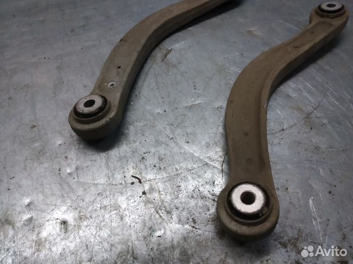 Тяга рычаг зад. Mercedes-Benz E-Class