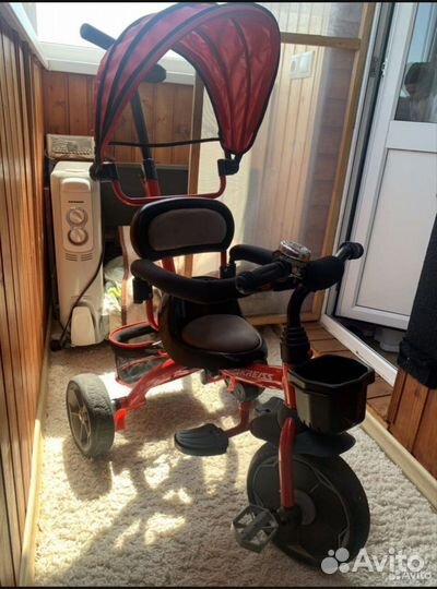 Детский трехколесный велосипед