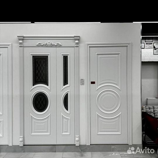 Двери межкомнатные темные c-5552