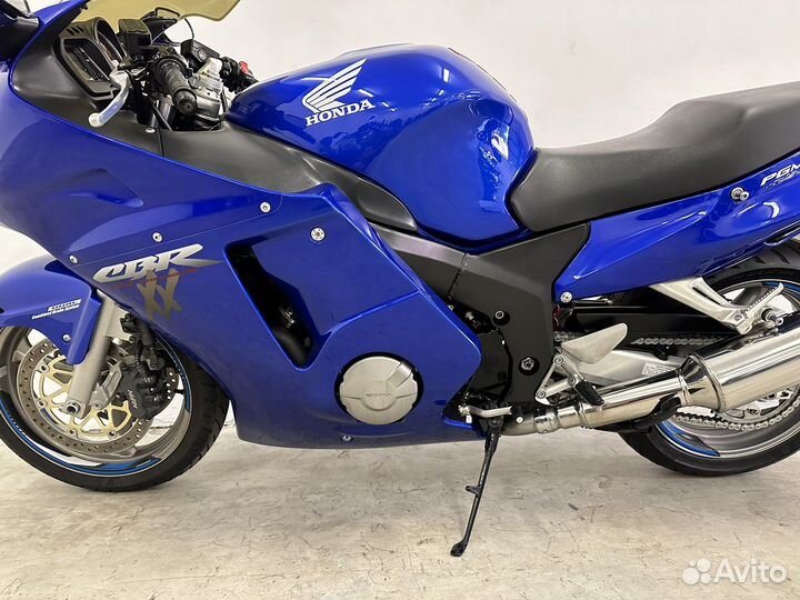 Honda CBR1100XX 2002г. Из Европы