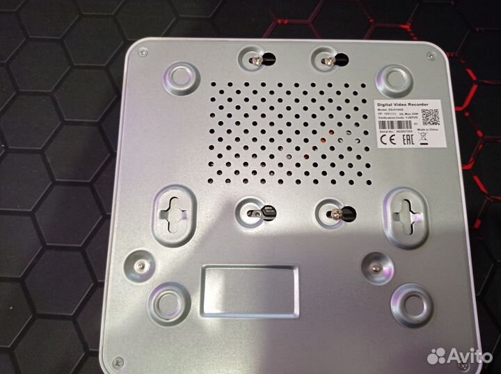 Видеорегистратор HiWatch DS-H104Q