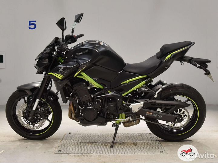 Kawasaki zr900 2017