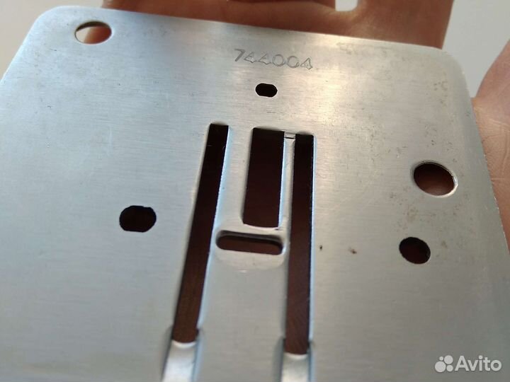 Игольная пластина б/у janome