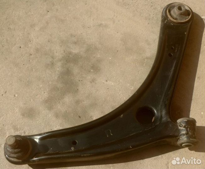 Б/У запчасти для Mitsubishi Outlander 2013