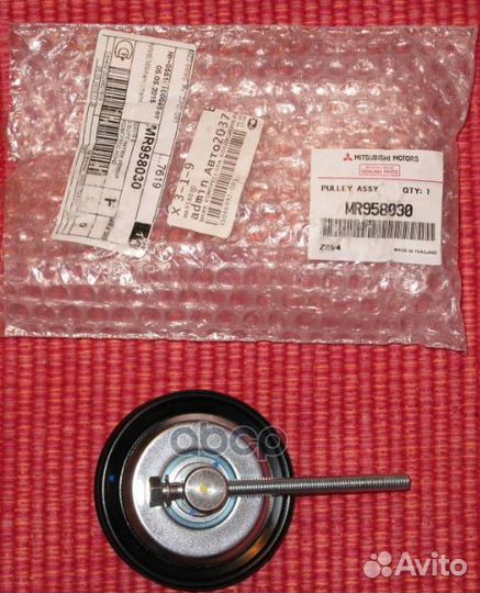 Ролик mitsubishi MR958030 MR958030 mitsubishi