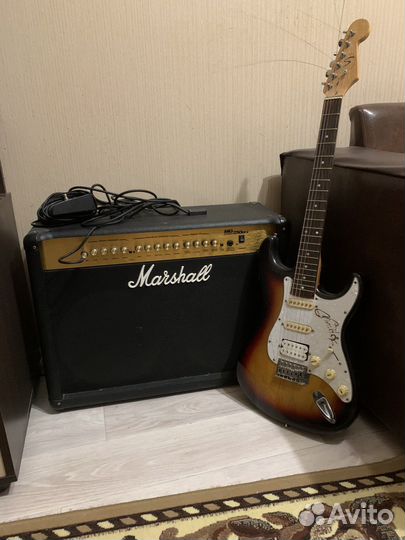 Комбик Маршал и гитара Эштон