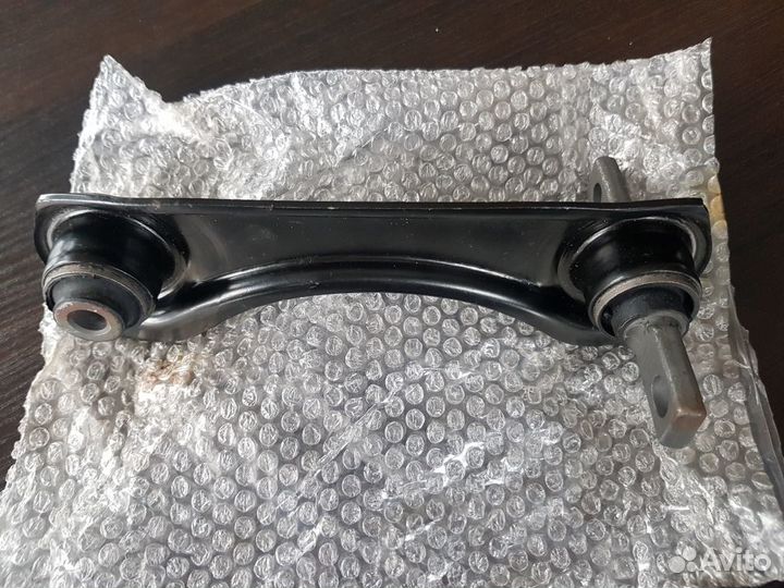 Рычаг подвески верхний Honda