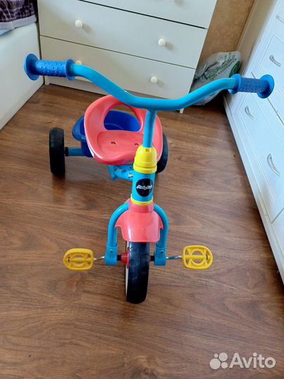Детский трехколесный велосипед