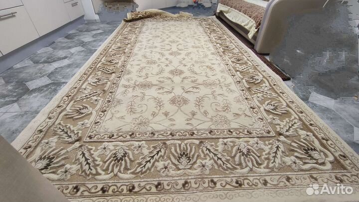 Ковер турецкий 2м x 3.9м