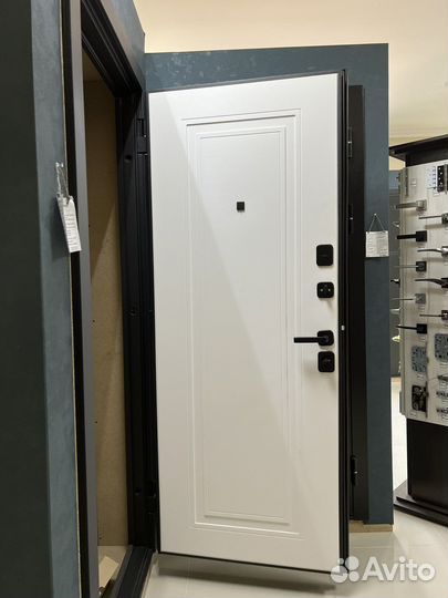 Дверь входная