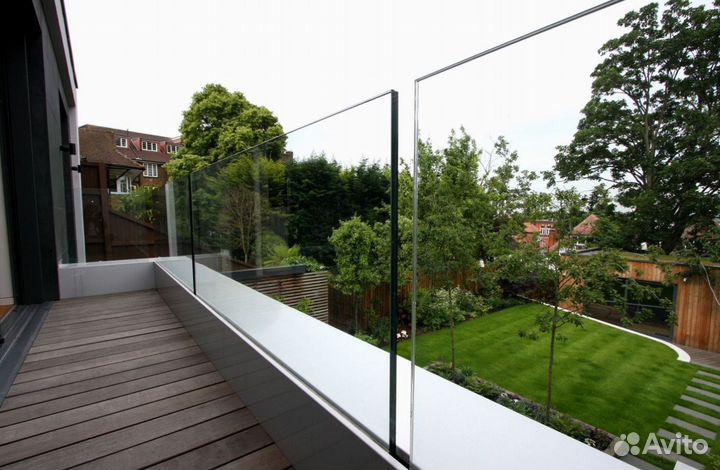 Остекление террас под ключ