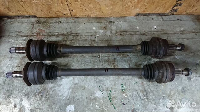 Полуось задняя (приводной вал задний) Mercedes