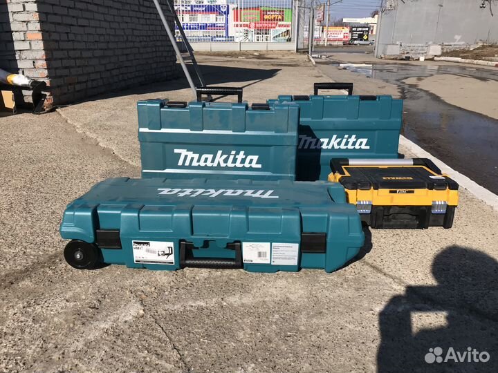 Отбойный молоток Makita в аренду прокат