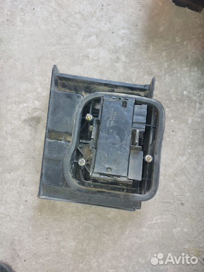 Фара задняя правая Volkswagen Passat B3 седан ориг