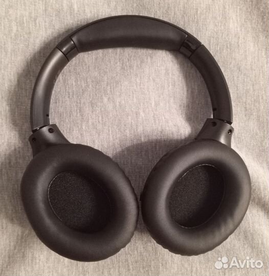 Беспроводные наушники накладные