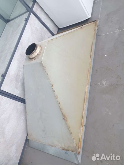 Зонт вытяжной бу