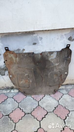 Защитник на хундай акцент