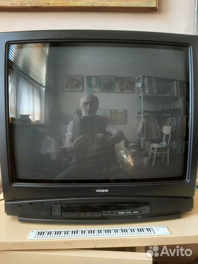 Телевизор Садко 6002